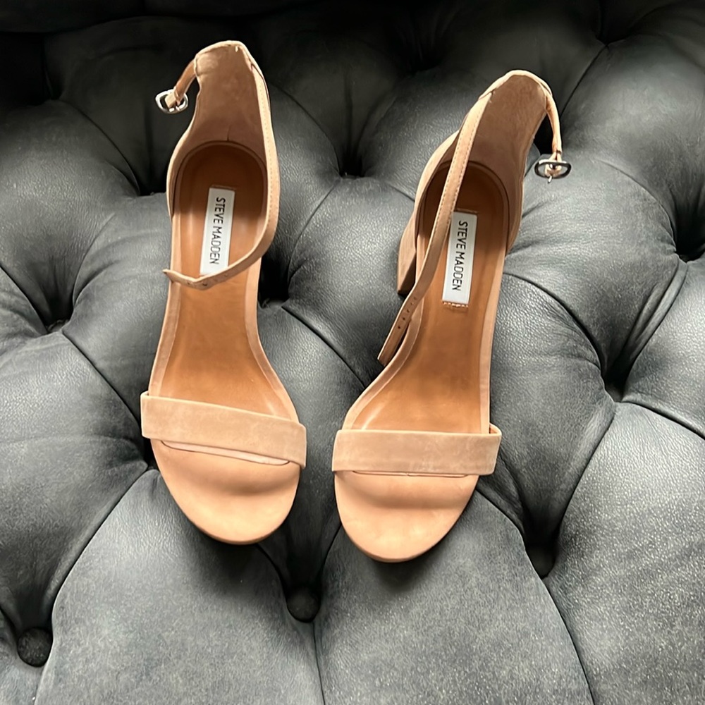 Steve Madden Irenee Tan Nubuck Sandals